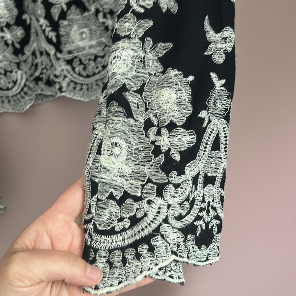 MISA Black Long Sleeve Boho Embroidery Top Scallops Hem Tassels Size Small - Picture 5 of 10